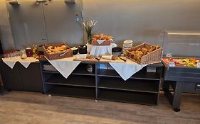 Sporthotel Podersdorf